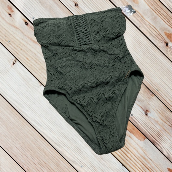 NWT Vince Camuto size 8 safari green crochet swimsuit - Picture 2 of 11